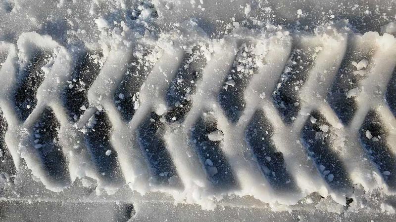 ¿Estamos mi moto y yo preparados para pilotar con nieve?