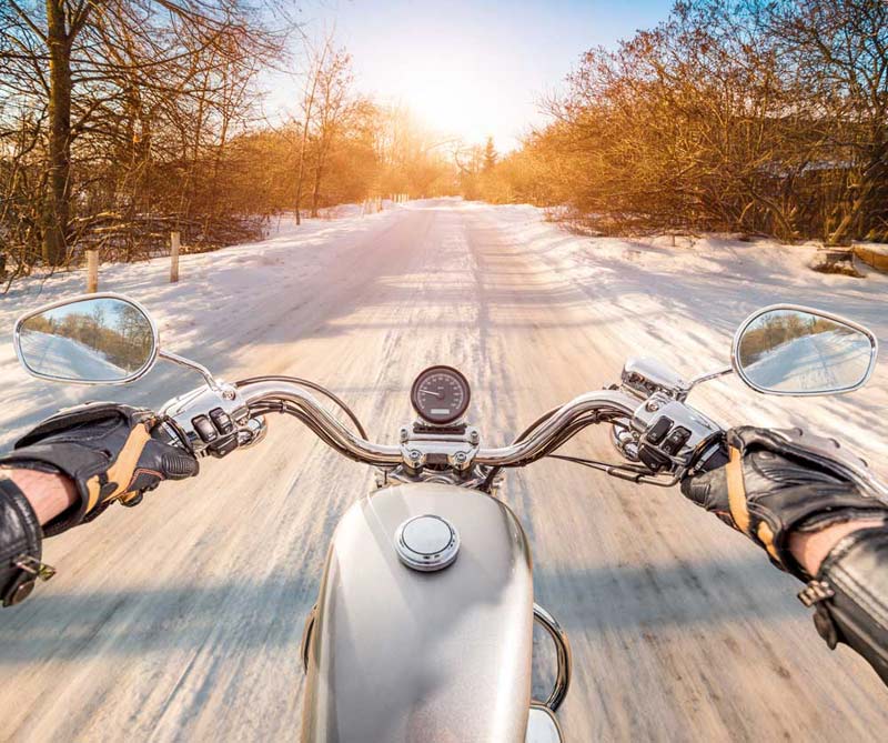 10 consejos para que el invierno no acabe con tu batería de moto