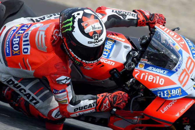 jorge_lorenzo_shark